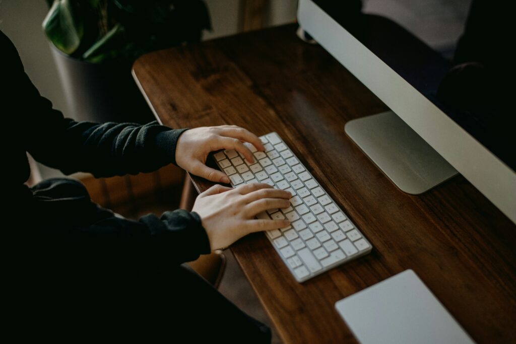 How to Effectively Use Internal Linking in Blogs